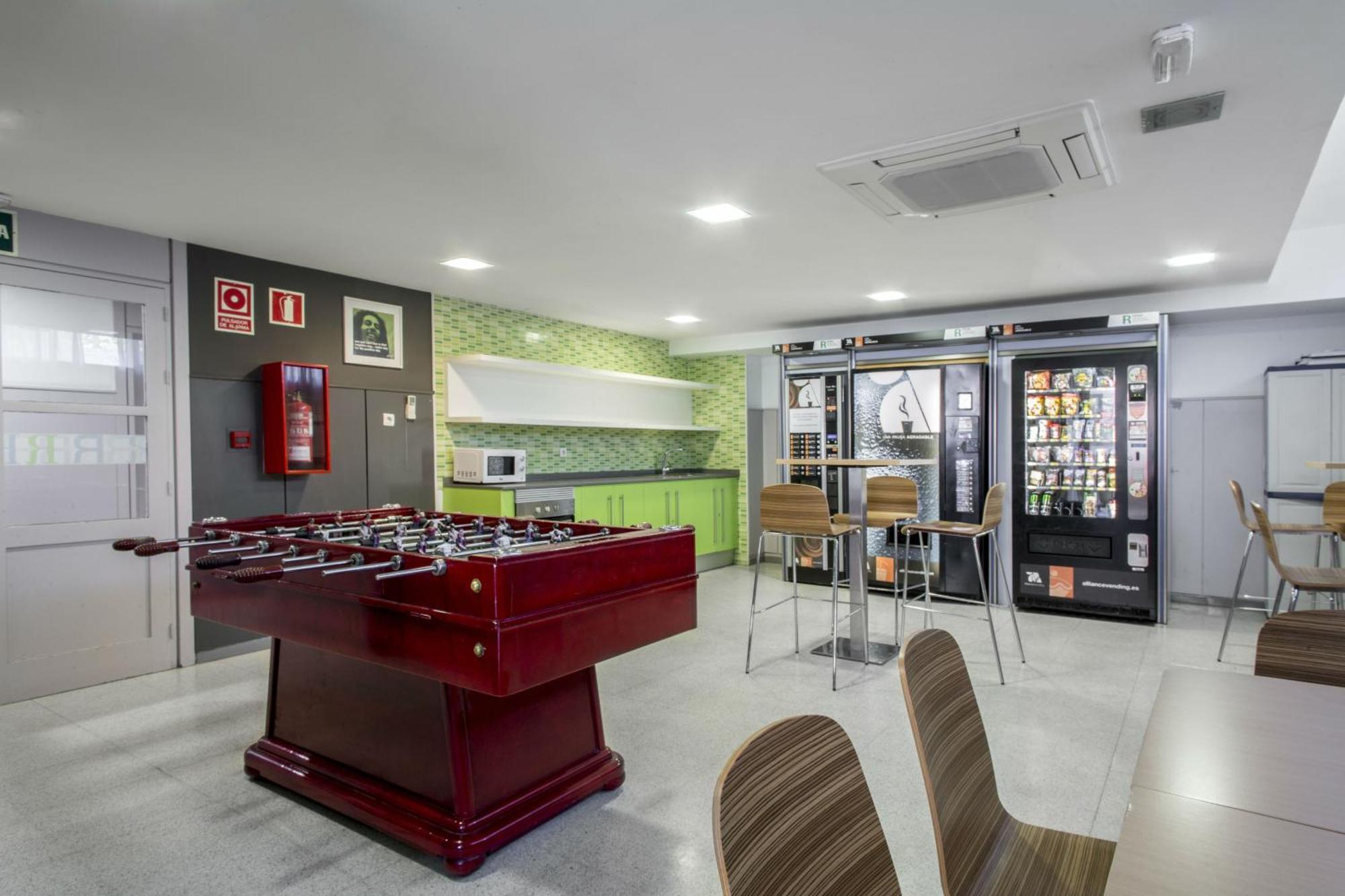 Residencia Universitaria Resa Emperador Carlos V — Photos 2